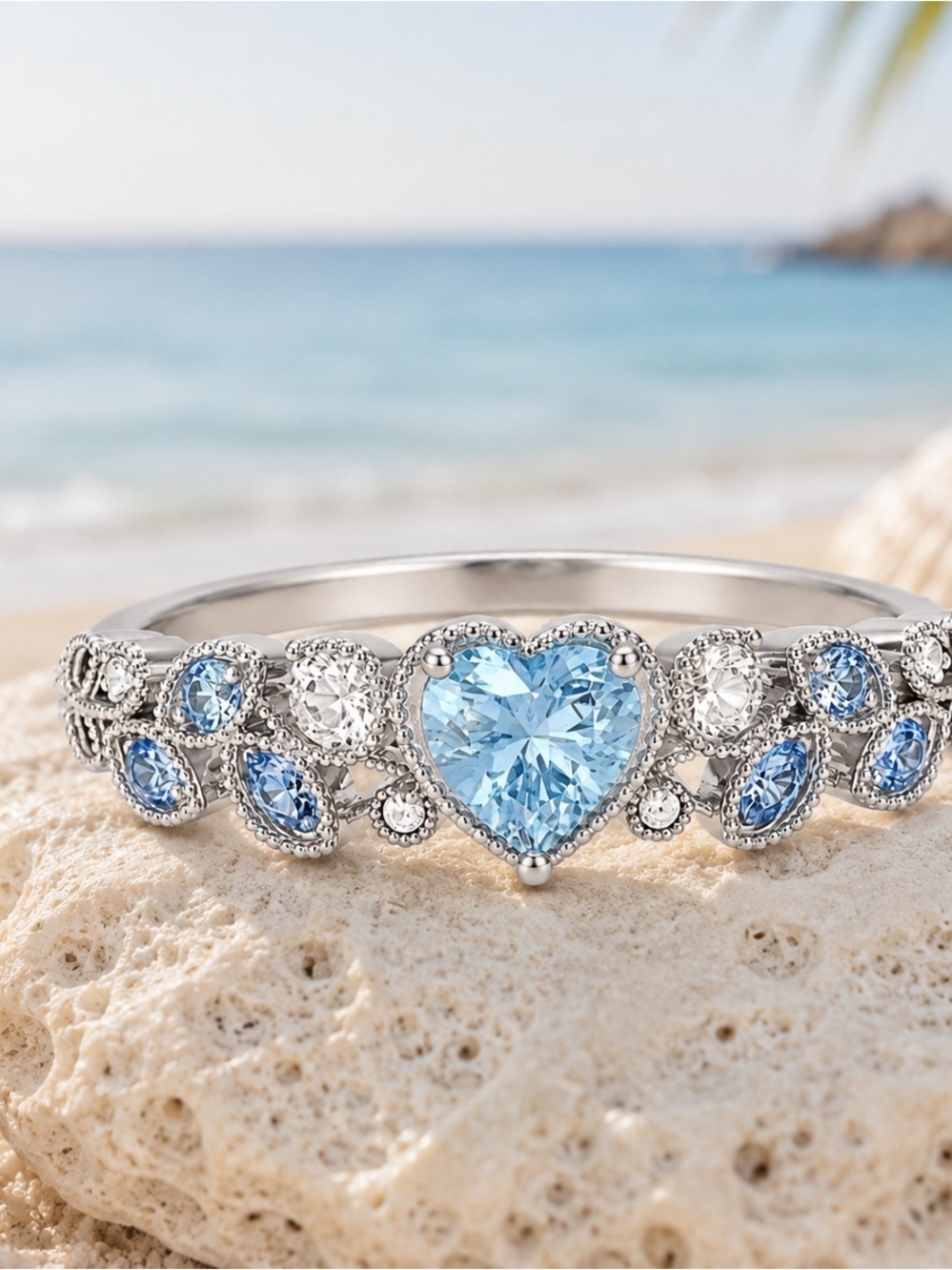 ✨3/$20 ✨Blue Heart CZ Ring Silver Tone – Vintage Style Sparkly Statement Band